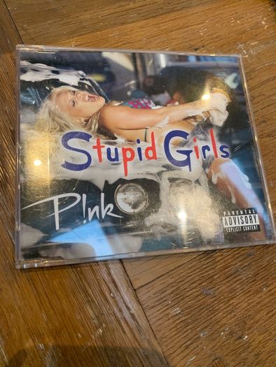 P!nk (Pink) Stupid Girls
