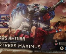 Transformer Fortress Maximus