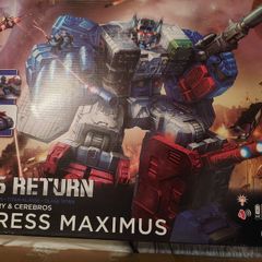 Transformer Fortress Maximus