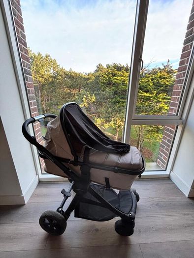 Panorama XTi by Babylo 2-in-1 Travel System with EnfaSafe i-Size R129 Car Seat Leaf