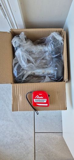 2xbrand new sets of dumbbells