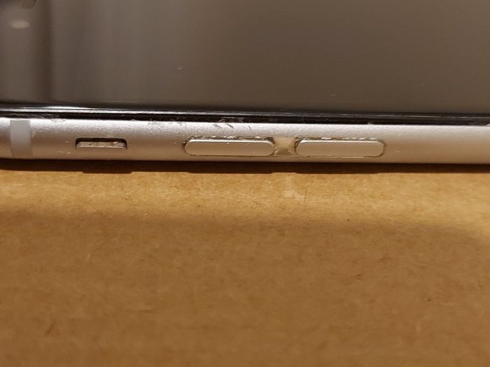 Apple Iphone 6s, 64GB, Battery Life 100%, activation Locked, excellent cosmetic condition