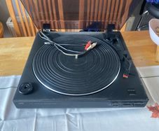 JVC AL-E31BK Auto-Return Turntable / Record Player