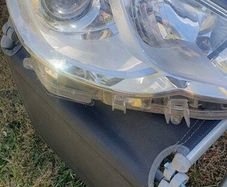toyota auris headlight