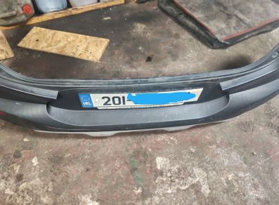 Kia Stonic back bumper with sensors