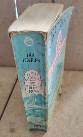 Vintage 1986 The Fellowship of the Ring (Unicorn / Unwin Paperbacks)