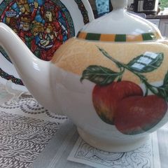 Large Churchill Teapot