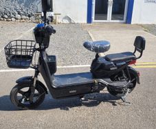 Moy-Bike eMoped Electric bike 2 Seater
