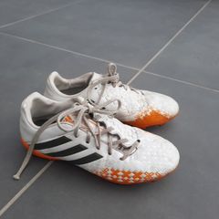 Adidas Predator football boots size 4UK
