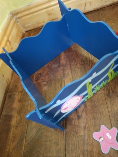 Magnetic fishing game