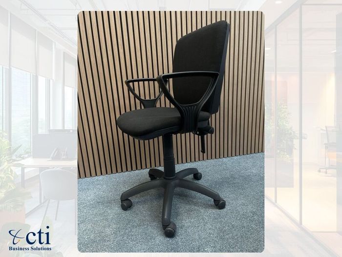 350 X Black Adjustable Office Chairs - Grade A