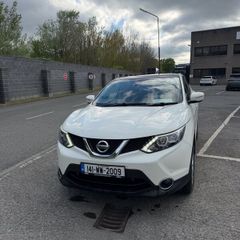 Nissan qashqai 2014 High spec manwal new nct