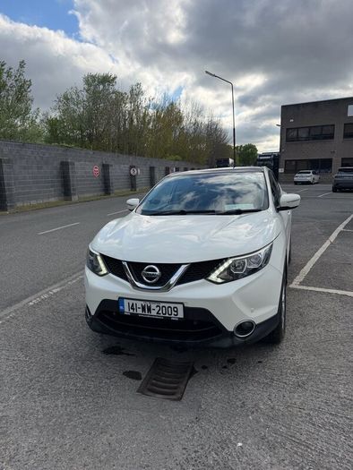 Nissan qashqai 2014 High spec manwal new nct