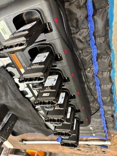 Motorola 6-Way Multi-Unit Charger + 2 Radios