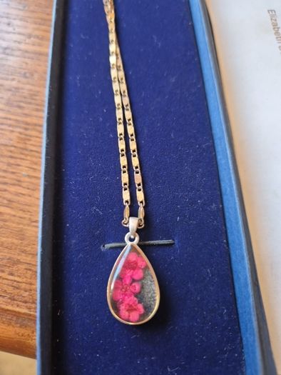 Vintage Flowery Teardrop Necklace