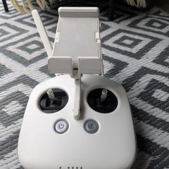 Dji phantom 4 controller