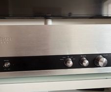Magnat RV1 Tube Amplifier (Germany Made)
