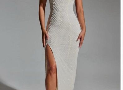 Backless Maxi Debs Dress/Christmas dress. Big Clearout, Make An Offer!