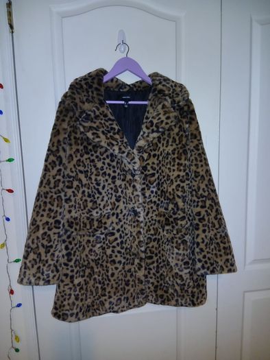 Leopard faux fur coat