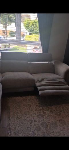 L shaped sofa recliner