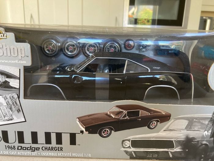 Dodge Charger Kit Bullitt Steve McQueen 1/18 Ertl rare