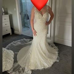 wedding dress