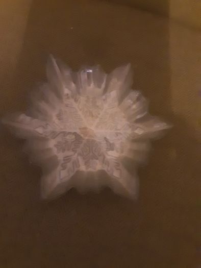 Christmas Dishes/Decterive Set of 2 Silver Star Dishes
