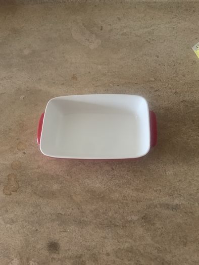 Vintage red pyrex oven dish