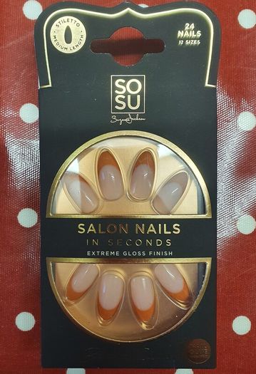 SOSU Salon Nails