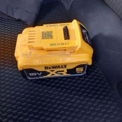 Dewalt Battery 5amp 18v