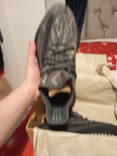 men's Yeezy size 8 worn once good as new.