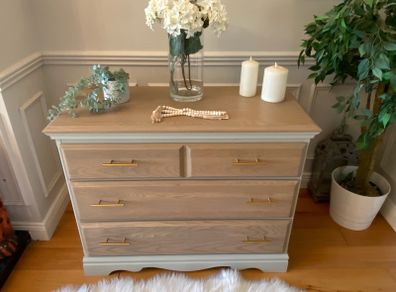 Solid Oak Chest of Drawers