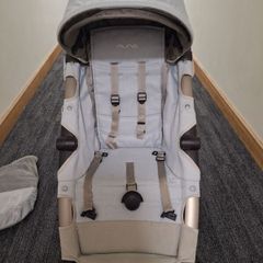 Nuna buggy