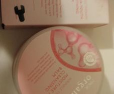 facial oil and face wash