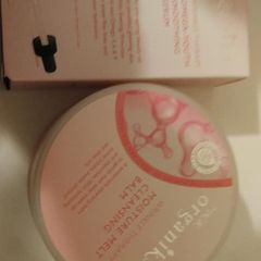 facial oil and face wash