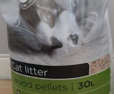 70 Litres of Agriselect Wood Pellet Recycled Non Clumping Wood Cat Litter