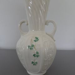Vase Belleek