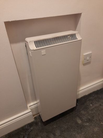Free storage heater