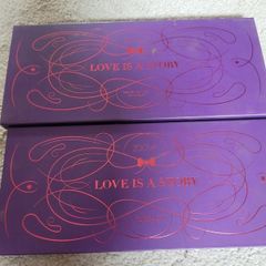 Zoeva love is a story eyeshadow palette