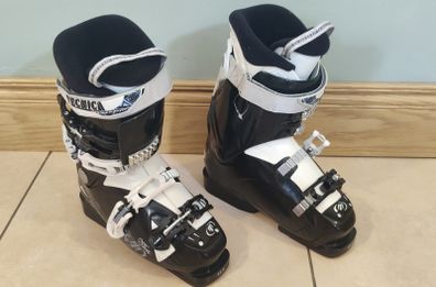 Ski Boots Viva Mega +4 Comforfit - Black & White Size 4.5 UK