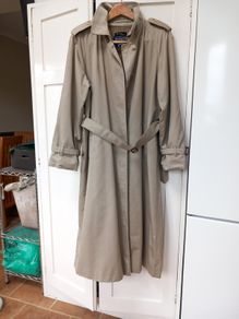 Burberry Coat Ladies (16) (vintage) Excellent Condition