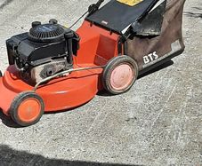 push lawnmower petrol