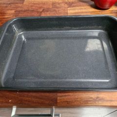 Roasting tray