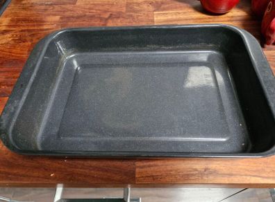 Roasting tray