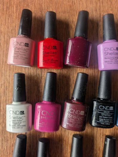 CND shellac bail varnish