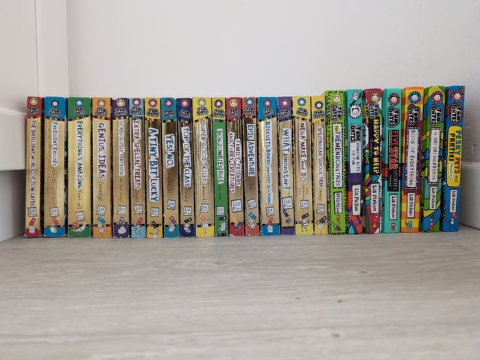 Tom Gates collection