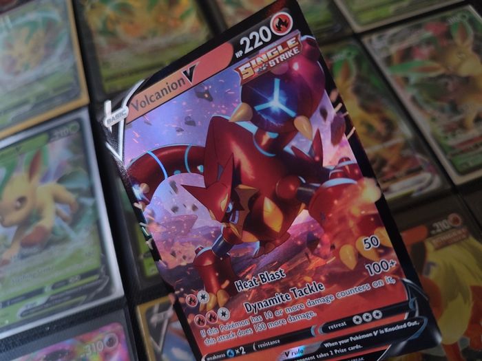 Volcanion V ! Ultra Rare ! from Chilling Reign ! 2021 ! Pokemon Card !