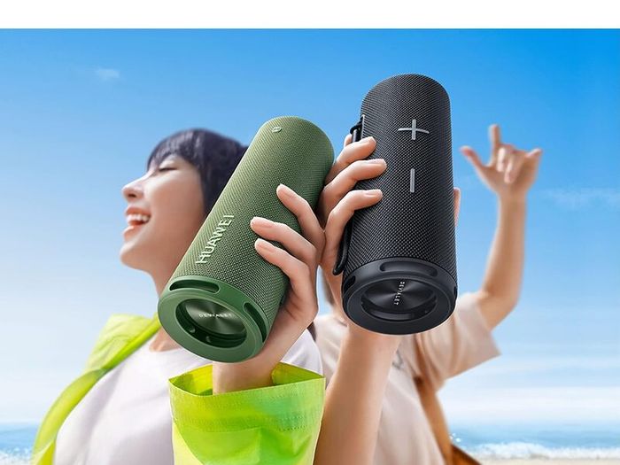 HUAWEI Sound Joy Portable Bluetooth Speaker, 79 dBA @2 m Devialet Quad Speakers, 26 Hour Playback, Shake Stereo Link Up, Obsidian Black