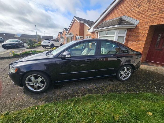 2010 Volvo S40