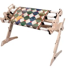 Hand quilting frame